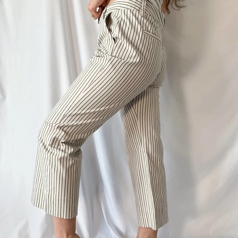 Cabi Striped Modern Beige & Navy Blue Striped Crop Wide Leg Trousers Size 6 - Picture 2 of 12